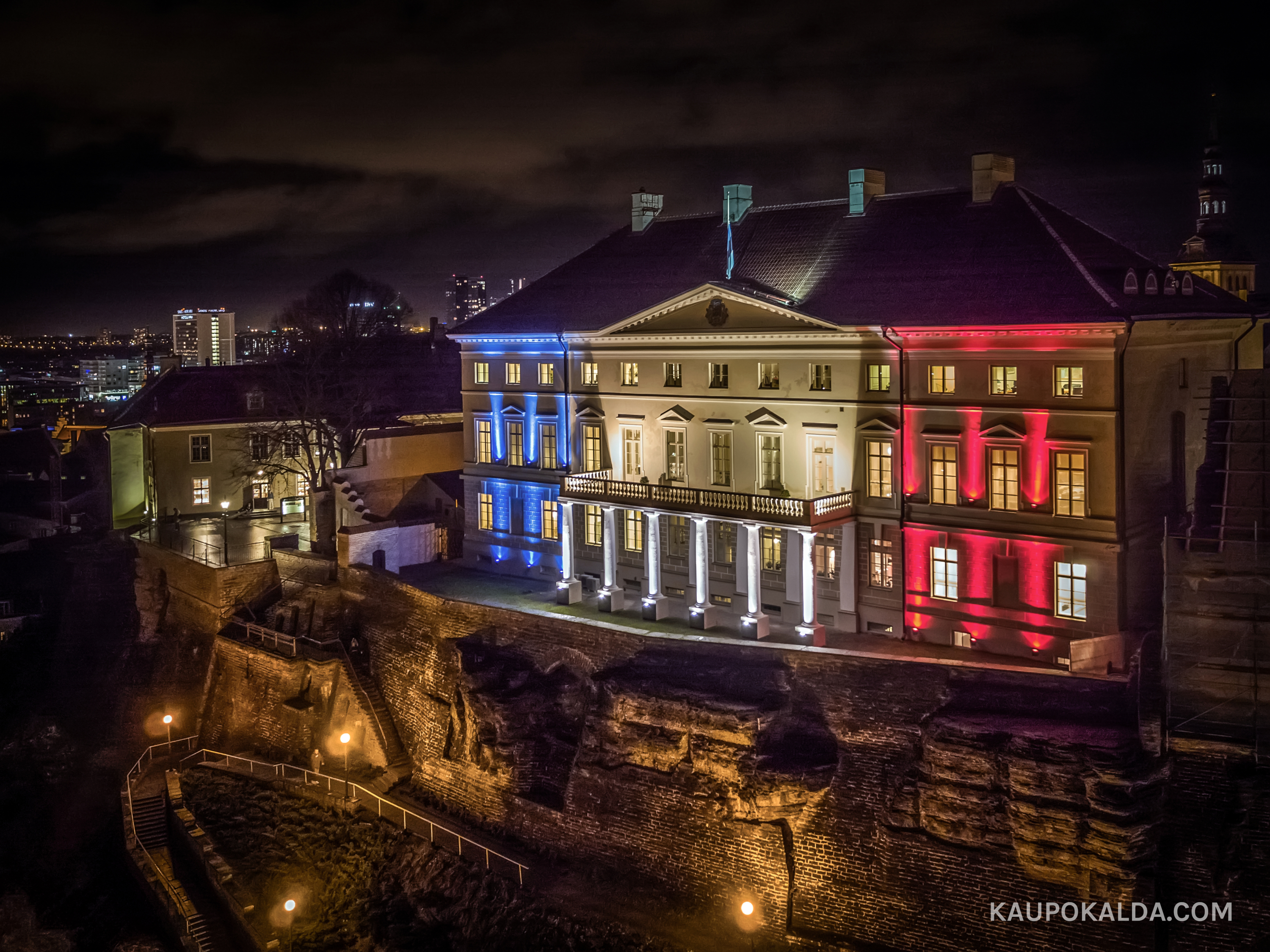 #‎NousSommesUnis‬ ‪#‎Paris‬ #Estonia
